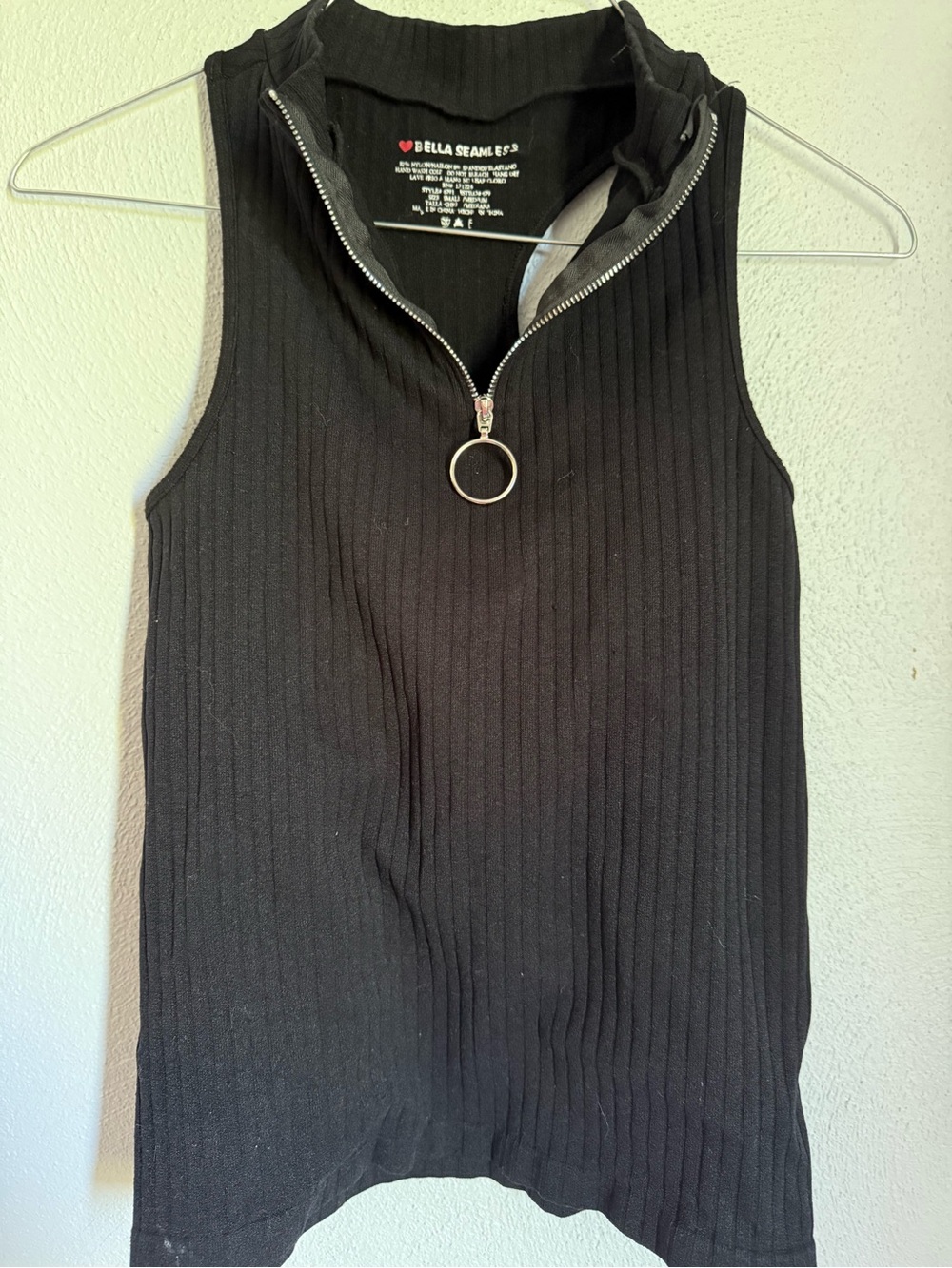 Bella Seamless Black Ribbed Zip-Front Tank Top
